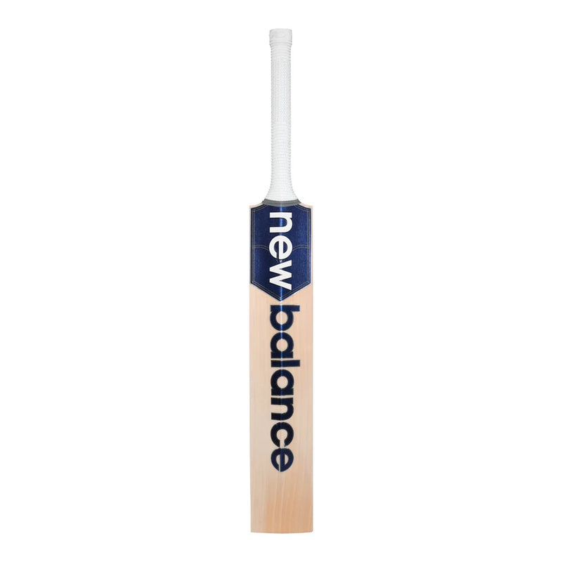 New Balance DC 1200 Pro Cricket Bat (2025)