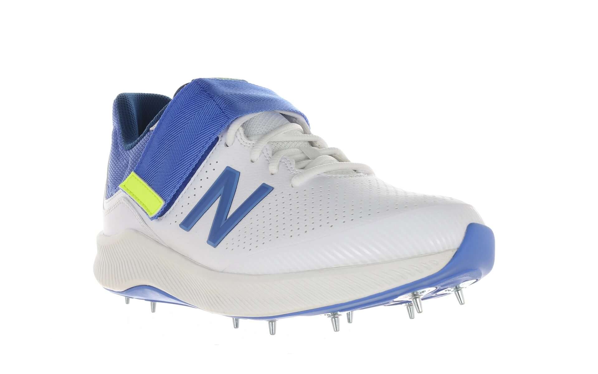 New Balance FuelCell CK4040v5 Spike Cricket Shoes (2024)